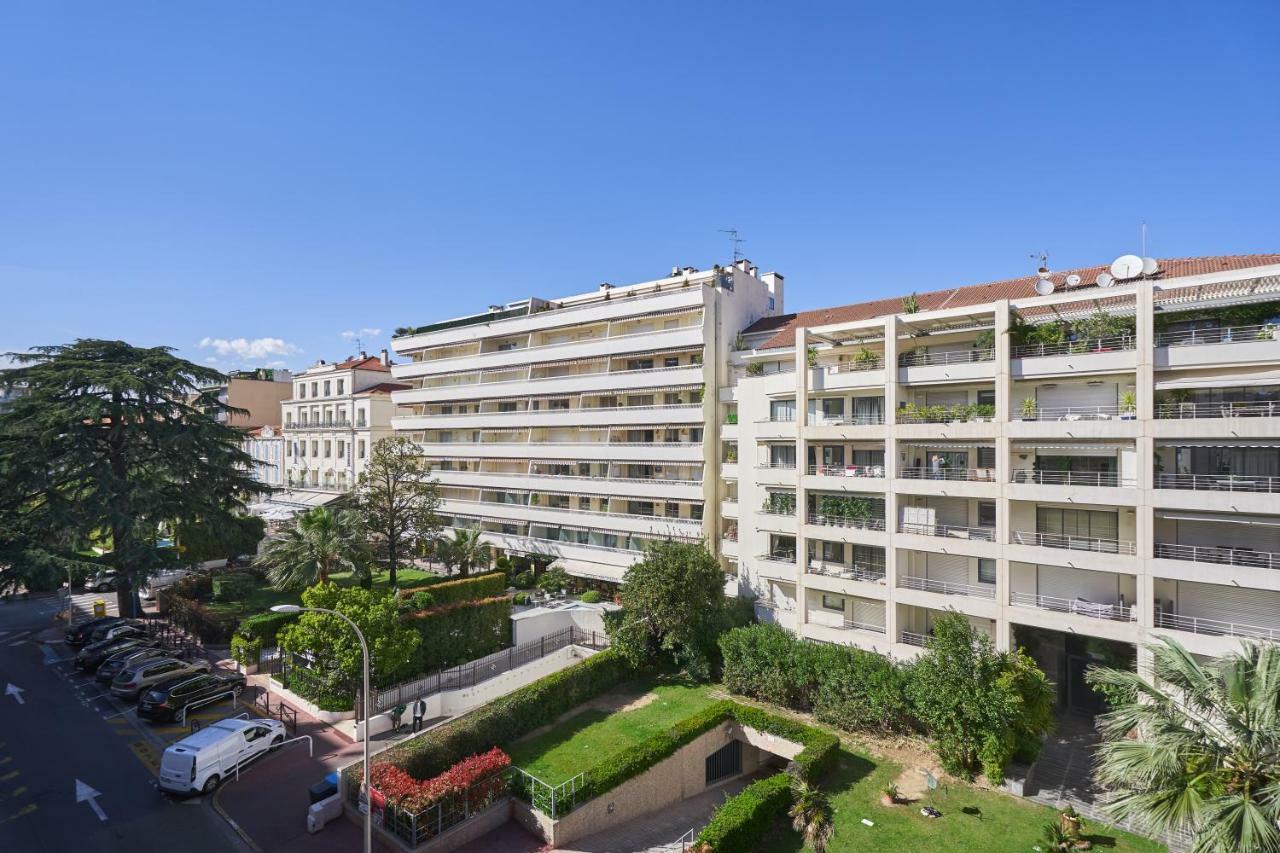 3P Between Croisette Beaches And Antibes Street Канни Екстер'єр фото